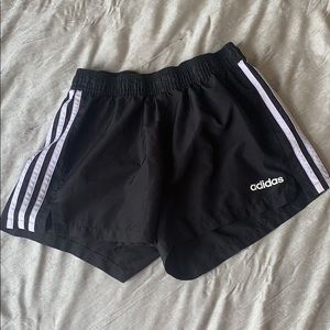 🖤 Adidas Athletic Sorts Climate 🖤
